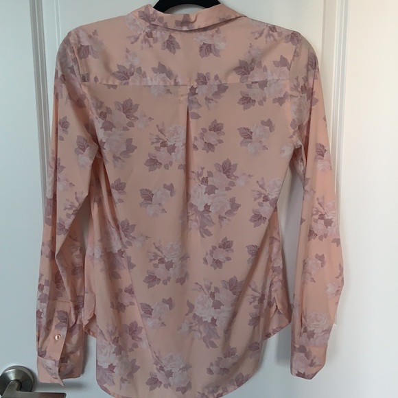 American eagle floral shirt - Picture 4 of 4